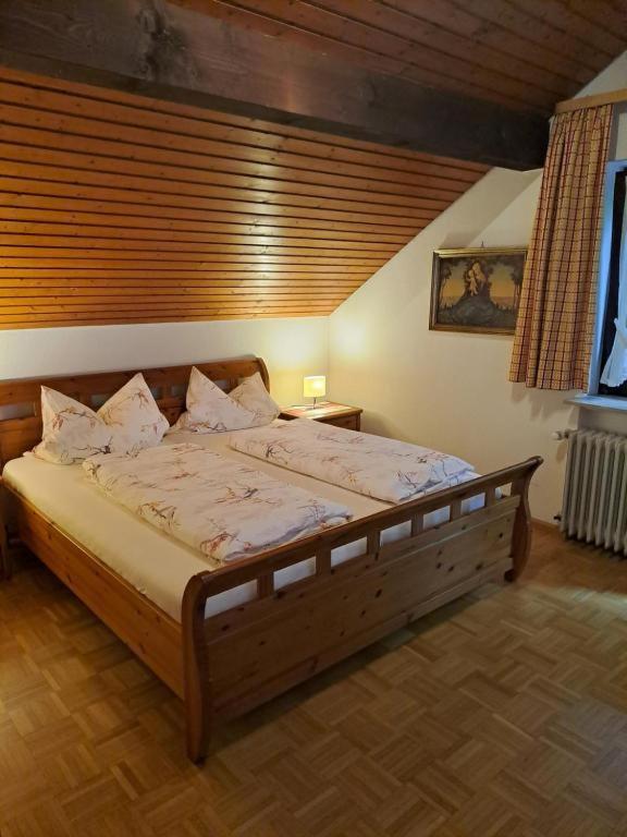 Pension Schlossbergblick Simonswald Exterior photo